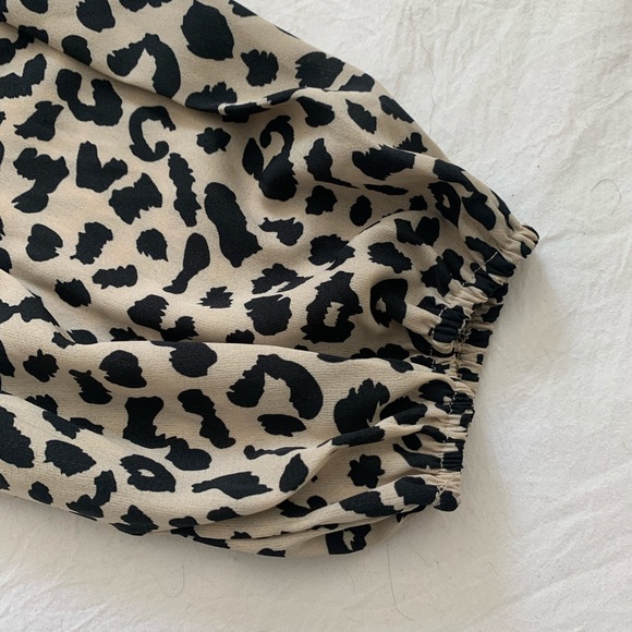 NWOT SHEIN Leopard Blouse - Picture 4 of 5
